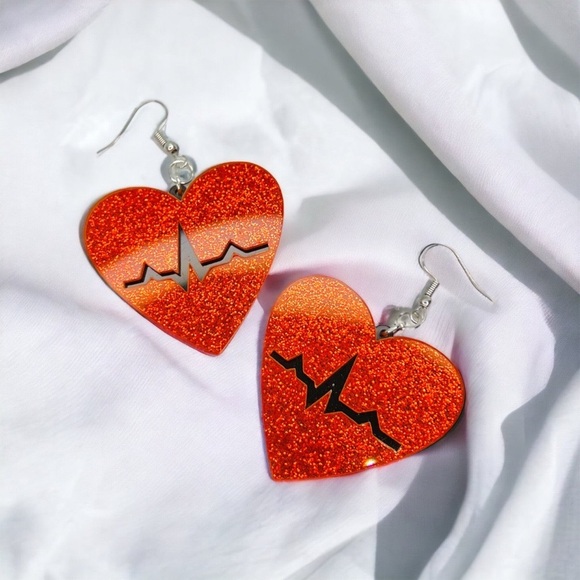 Heartfelt Elegance: Dazzling Heartbeat Earrings for the Passionate Professional! - Picture 9 of 9